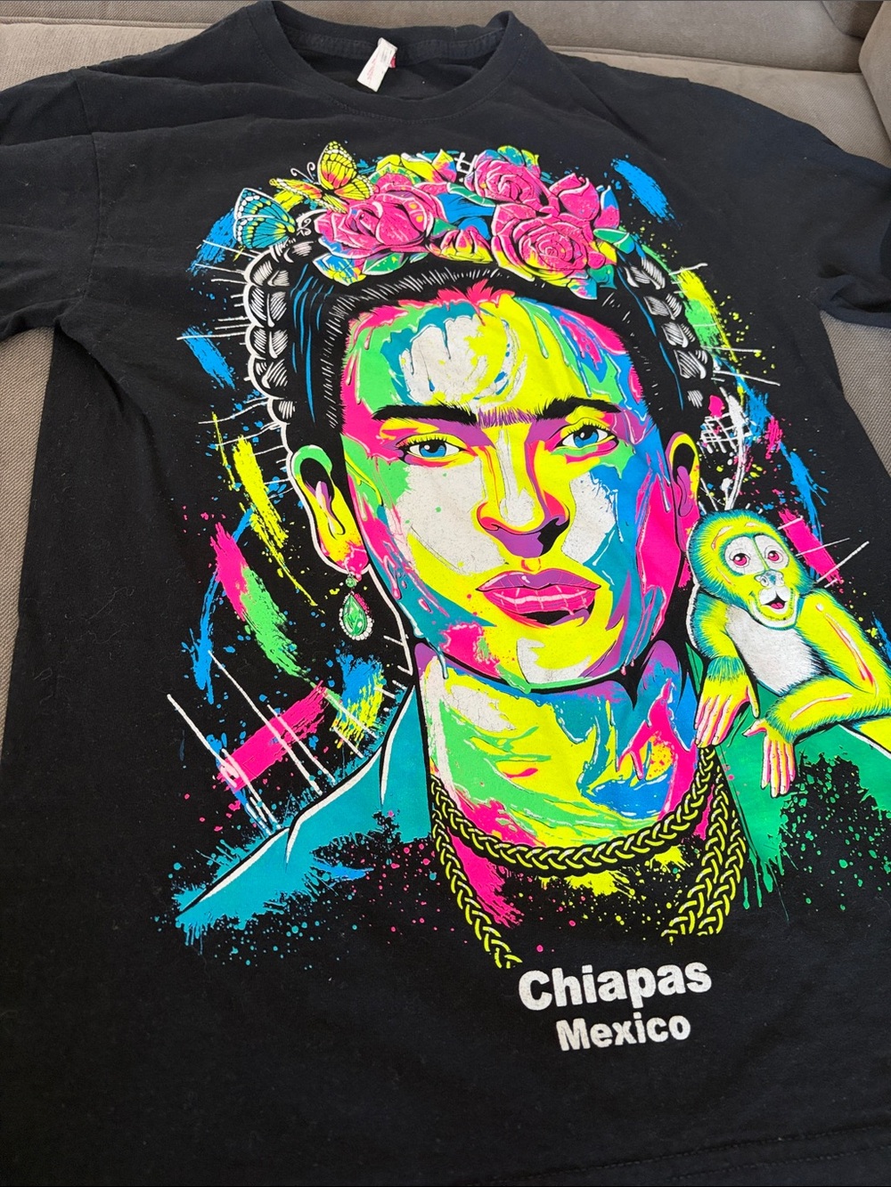Frida Kahlo Neon Graphic Tee - Chiapas Mexico